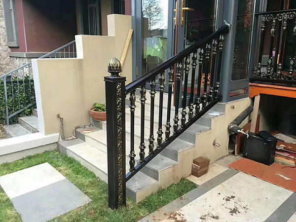 陽臺(tái)護(hù)欄系列